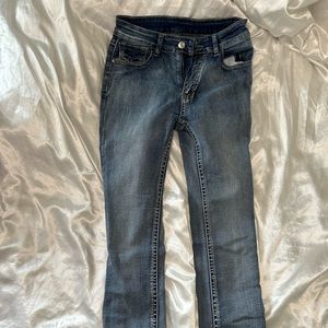 Straight Leg Jeans with detailed pockets
